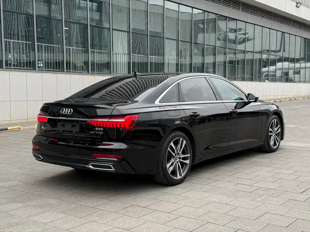 Audi A6L 2021 из CN, фото 2