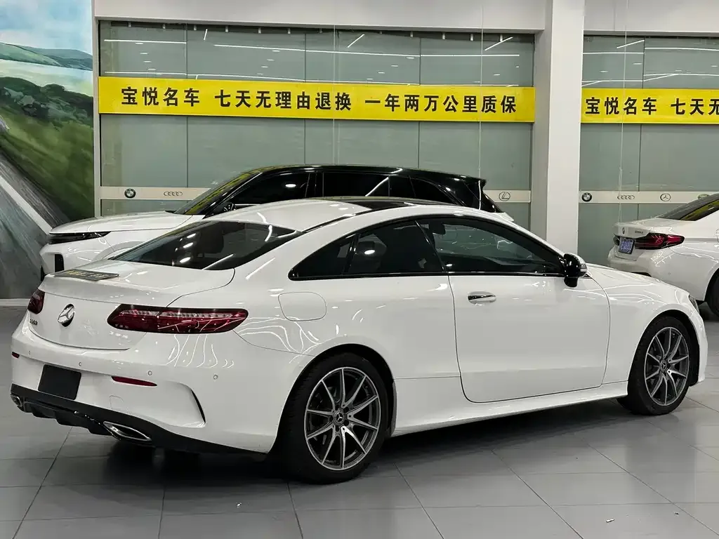 Mercedes-Benz E-Class (Import) — фото 9