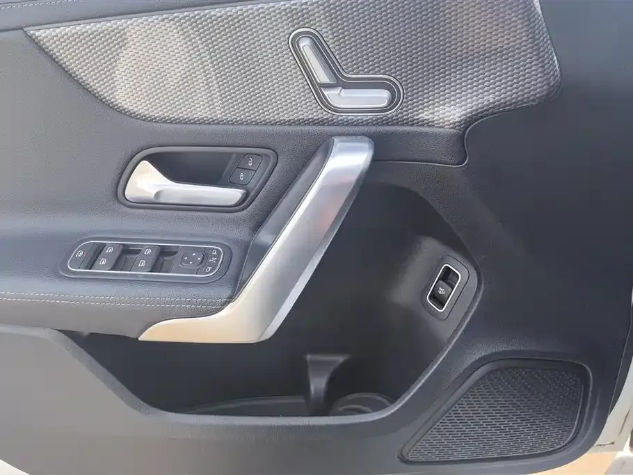 Mercedes-Benz A-Class 2021 из CN, фото 3