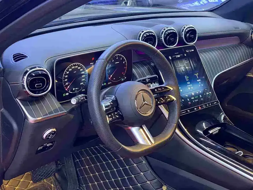Mercedes-Benz GLC — фото 2