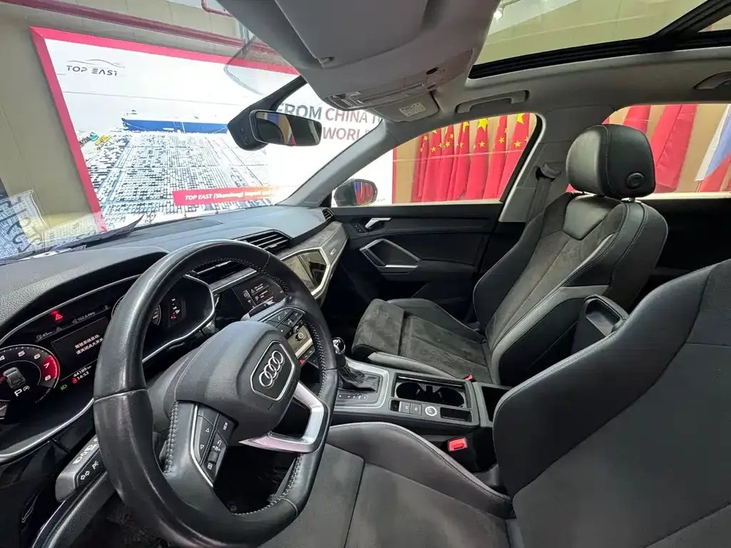 Audi Q3 2022 из CN, фото 2