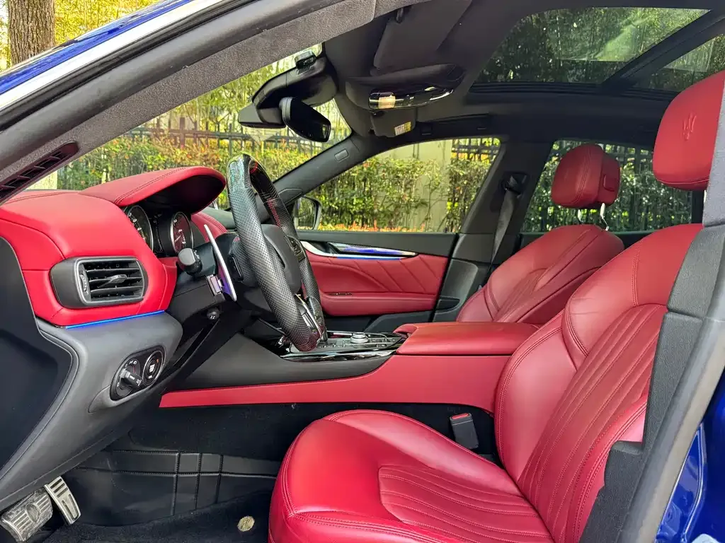 Maserati Levante 2023 из CN, фото 3