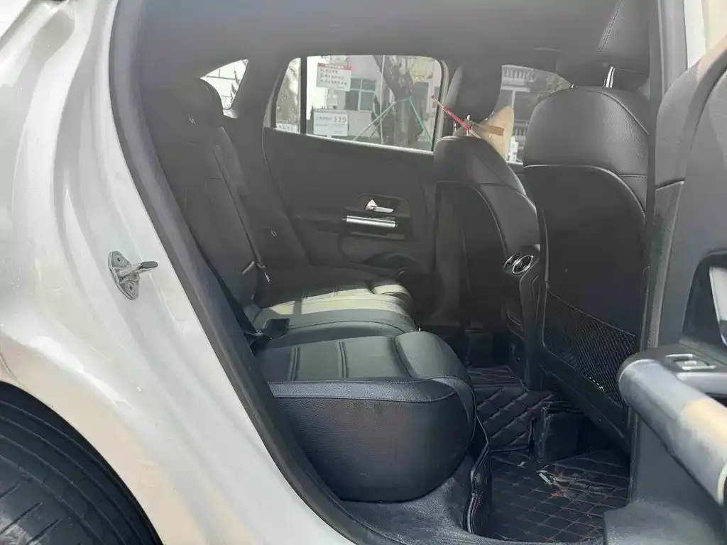 Mercedes-Benz GLA 2021 из CN, фото 2