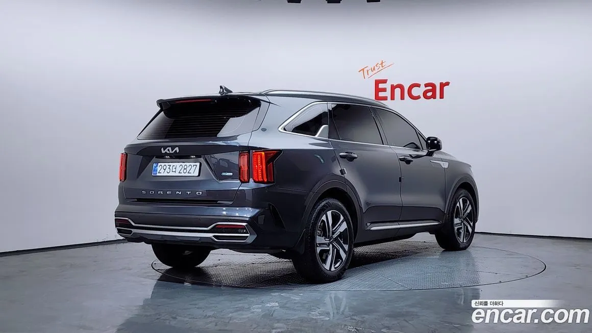 Kia Sorento — фото 9