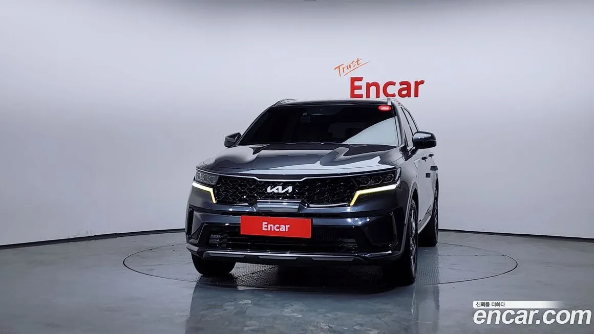 Kia Sorento — фото 8