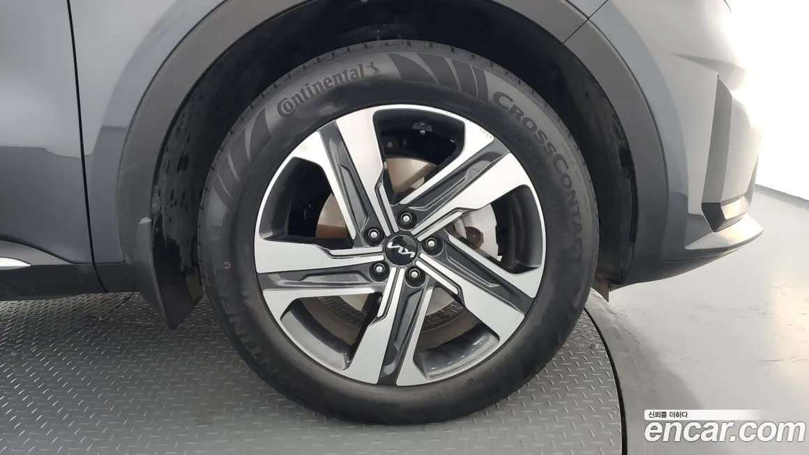 Kia Sorento — фото 7