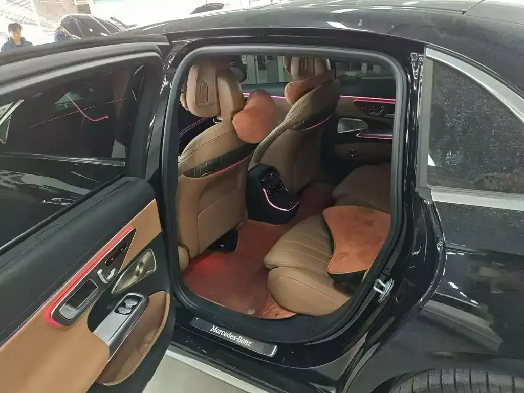 Mercedes-Benz E-Class 2024 из CN, фото 2