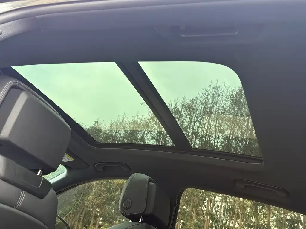 Audi A4L 2023 из CN, фото 10