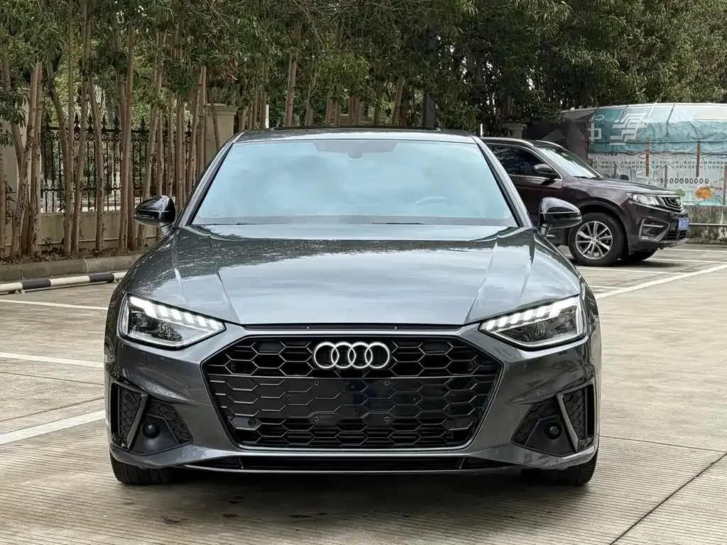 Audi A4L 2023 из CN, фото 7