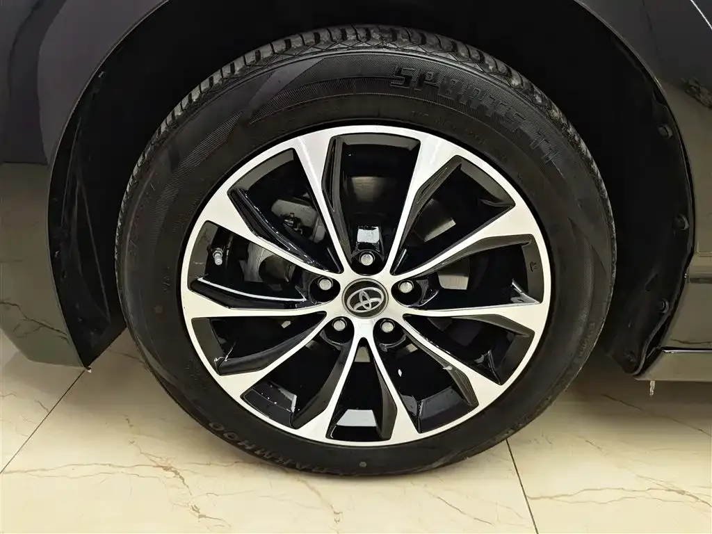 Toyota Avalon 2024 из CN, фото 10