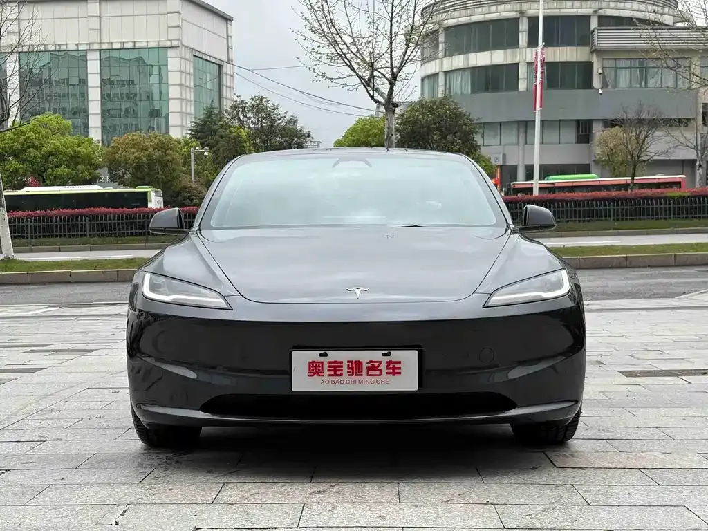Tesla Model 3 2024 из CN, фото 9