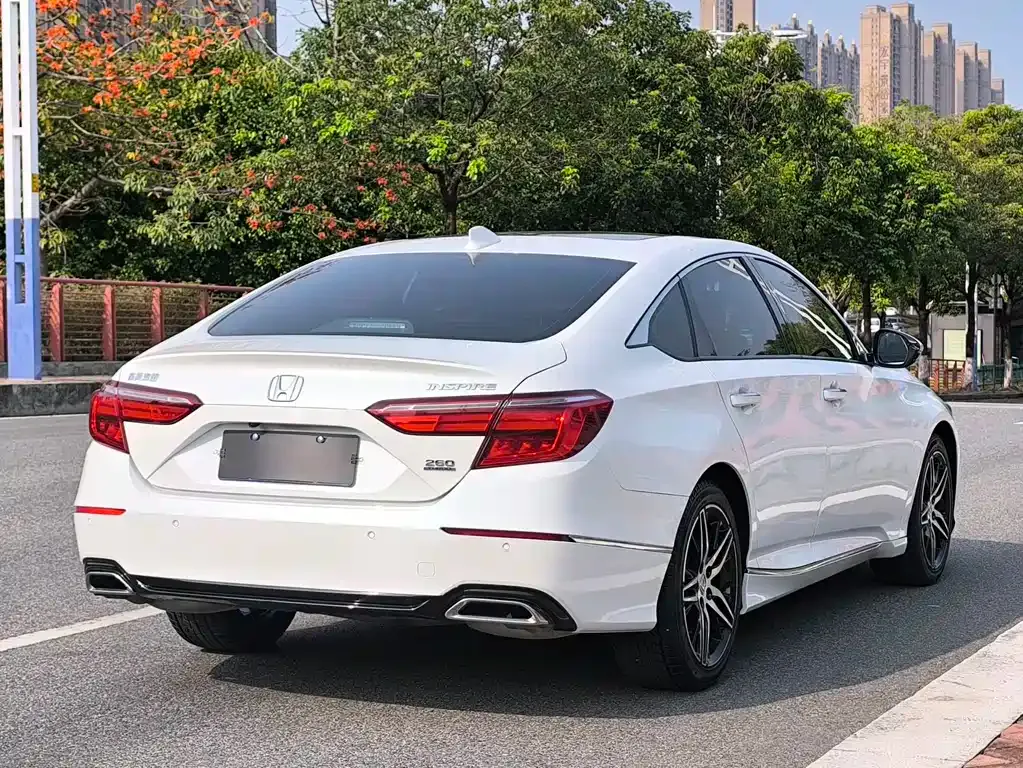 Honda Inspire — фото 10