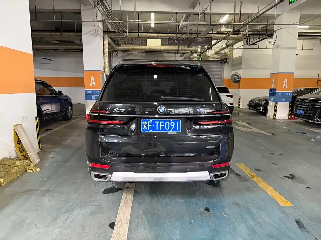 BMW X7 2025 из CN, фото 8