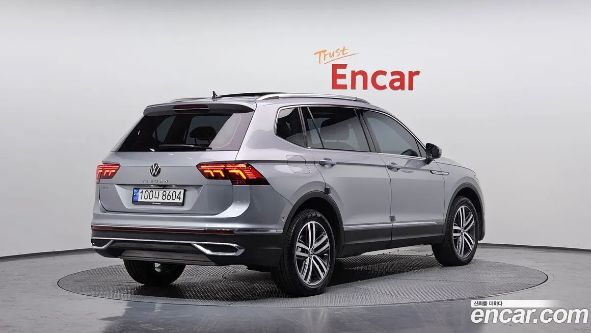 Volkswagen Tiguan — фото 3
