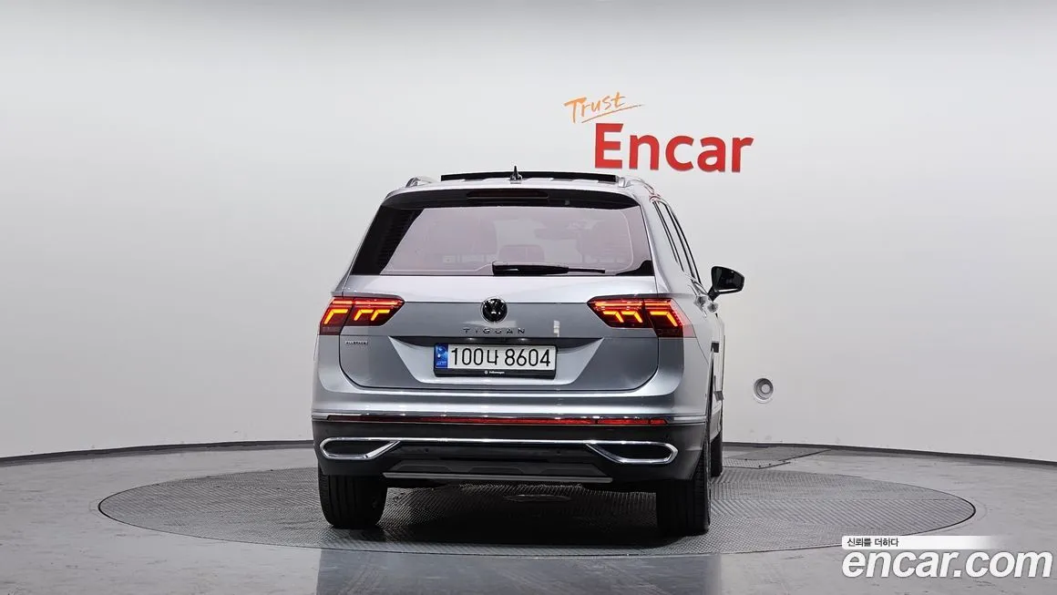 Volkswagen Tiguan — фото 2