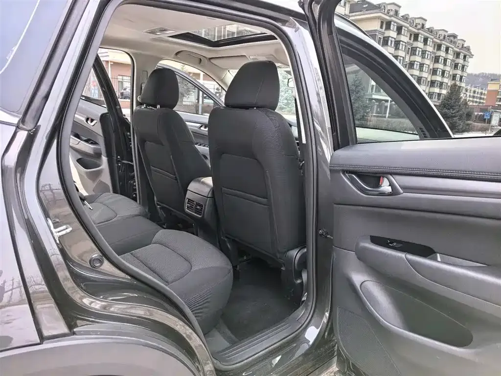 Mazda CX-5 2022 из CN, фото 2