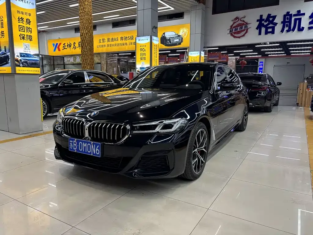 BMW 5 Series — фото 1