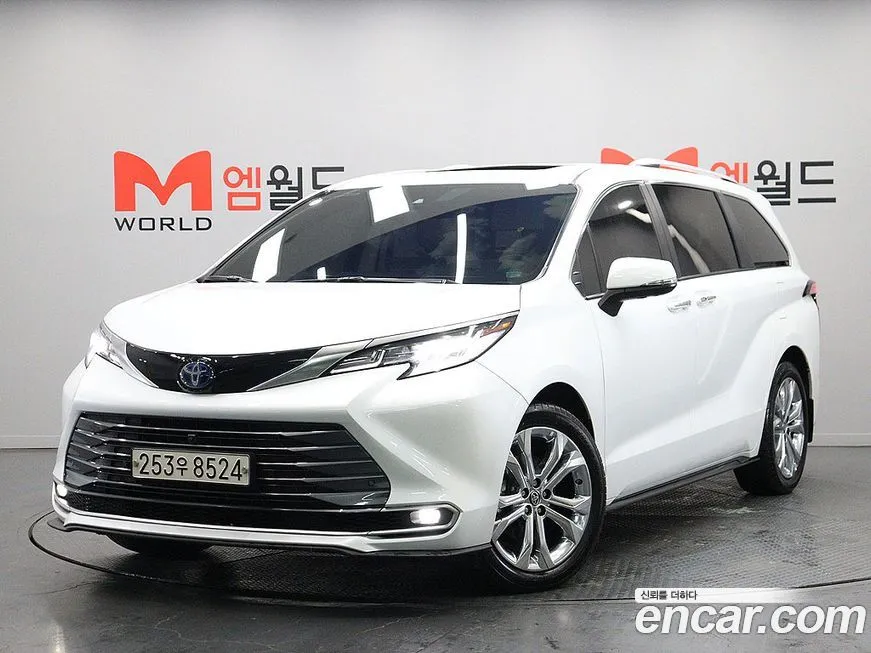 Toyota Sienna 2022 из KR, фото 1