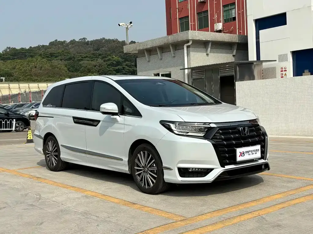 Honda Elysion — фото 4