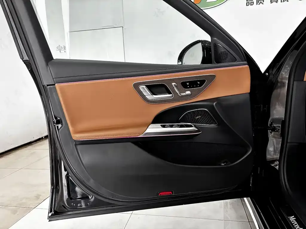 Mercedes-Benz E-Class New Energy — фото 7
