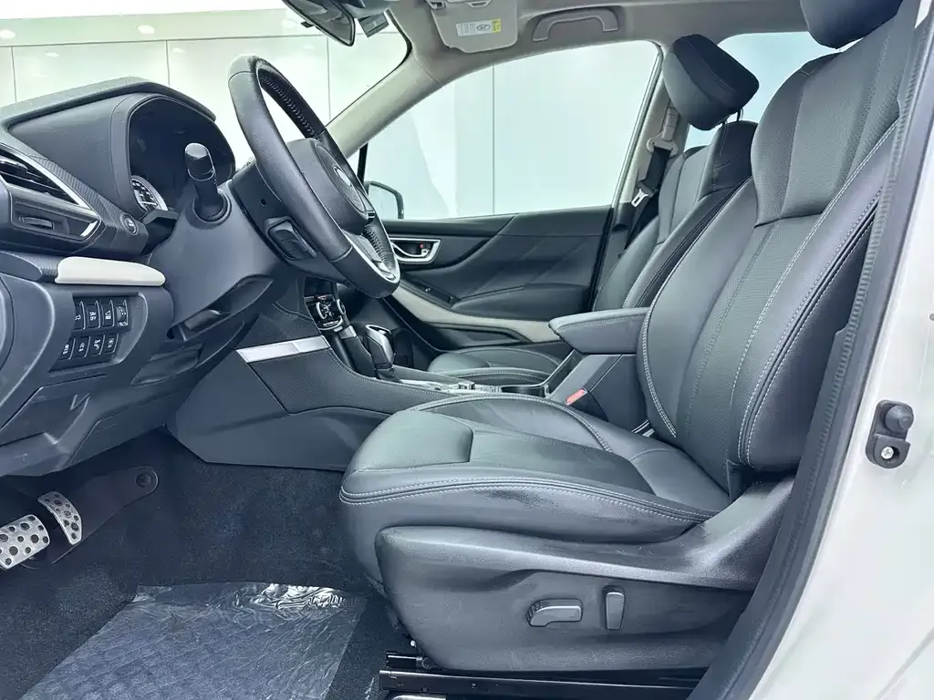 Subaru Forester 2022 из CN, фото 6
