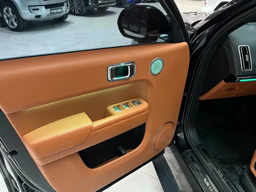 Li Auto L8 2023 из CN, фото 8