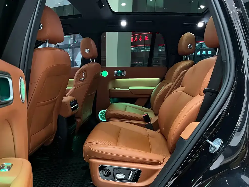 Li Auto L8 2023 из CN, фото 3