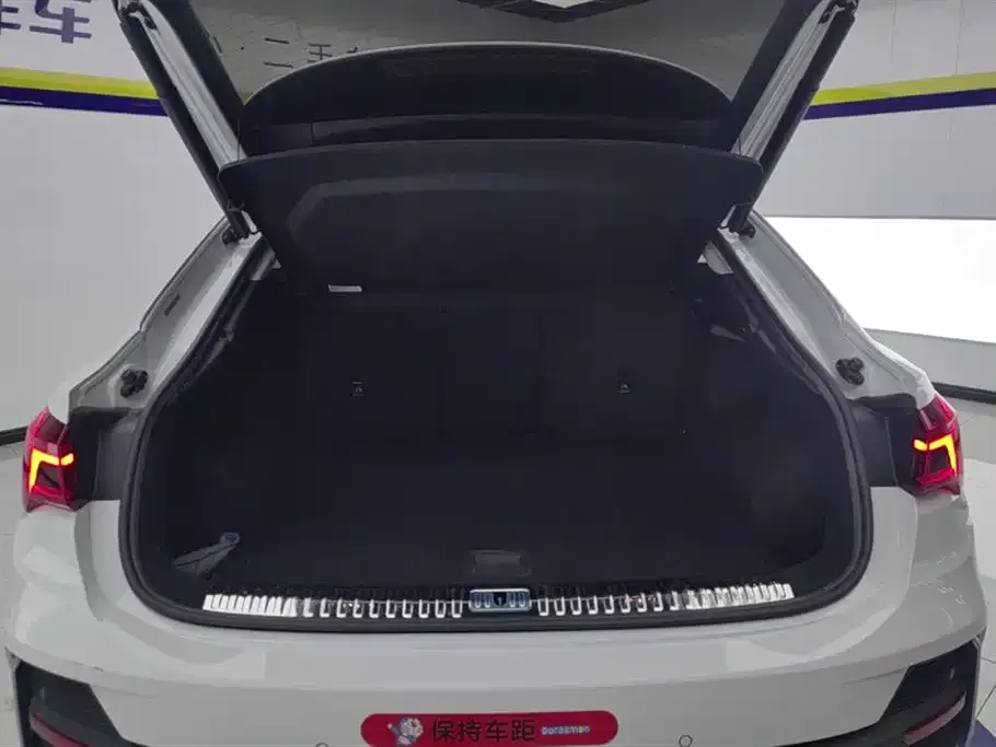 Audi Q3 Sportback 2021 из CN, фото 8