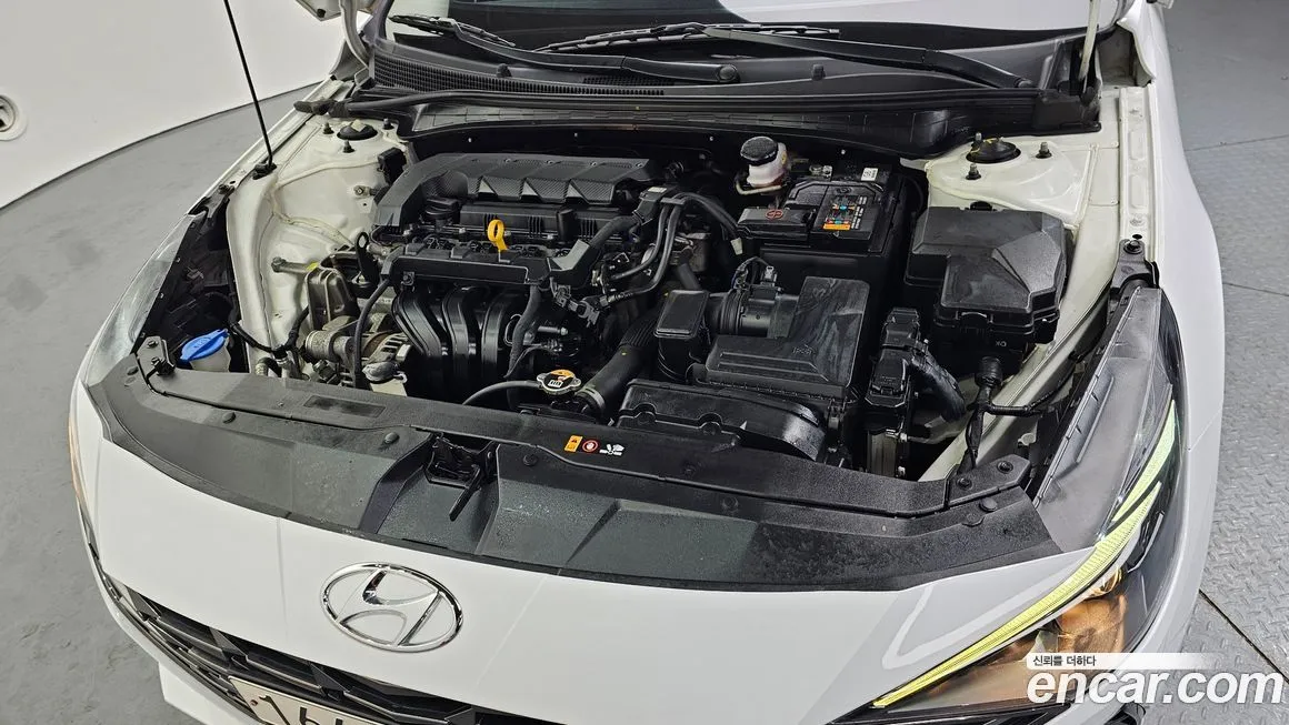 Hyundai AVANTE 2022 из KR, фото 3