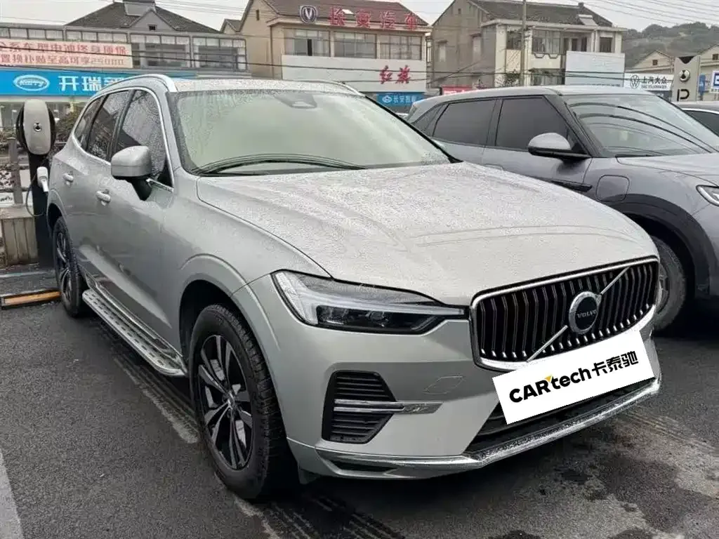 Volvo XC60 — фото 9