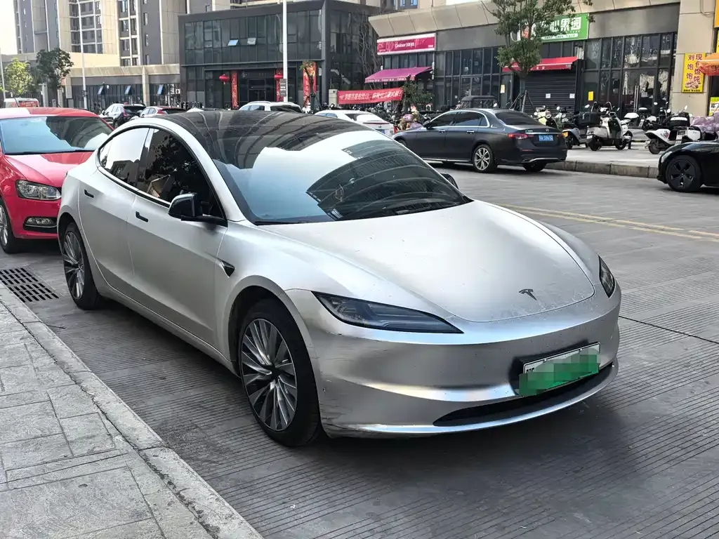 Tesla Model 3 2024 из CN, фото 8