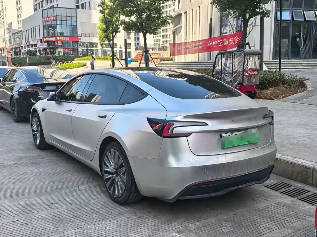 Tesla Model 3 2024 из CN, фото 3