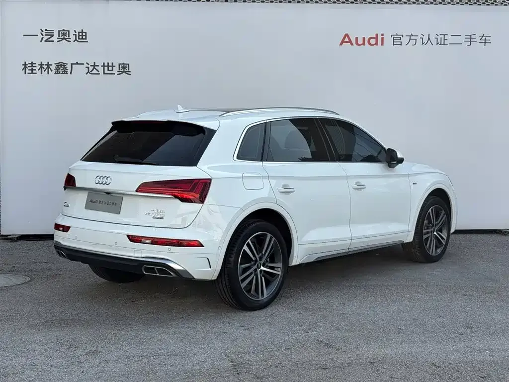 Audi Q5L 2022 из CN, фото 8