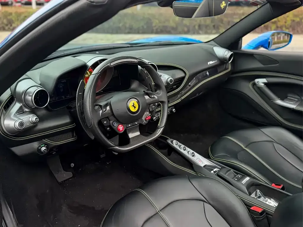 Ferrari F8 — фото 3