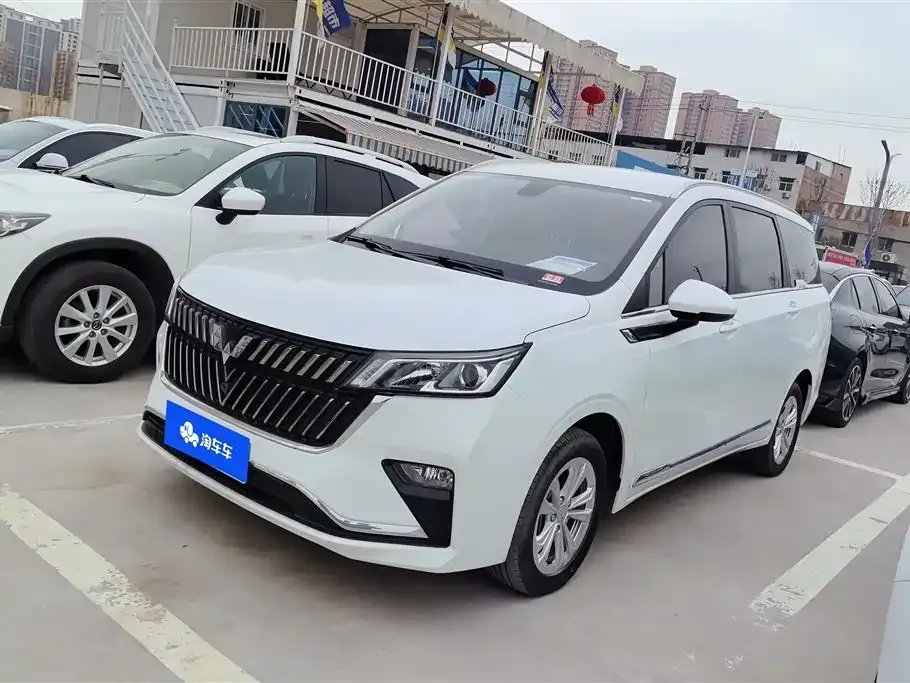 Wuling Jiachen — фото 1