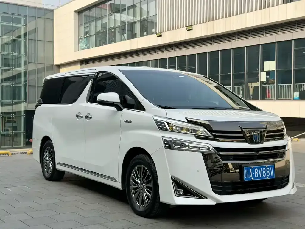 Toyota Vellfire — фото 2