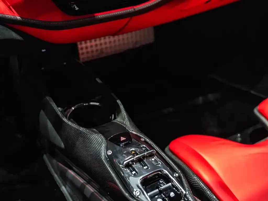 Ferrari SF90 2023 из CN, фото 3