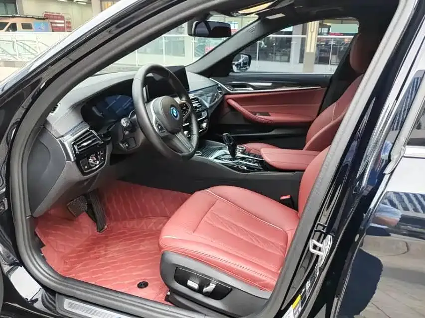 BMW 5 Series New Energy — фото 4