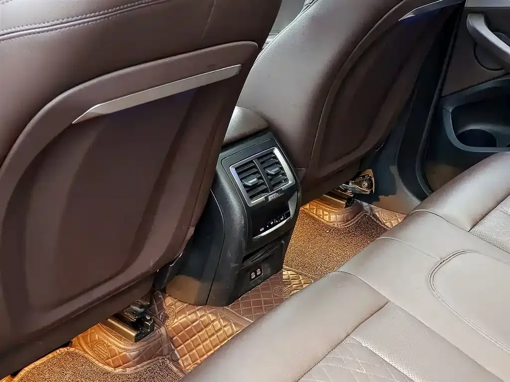 BMW X3 2022 из CN, фото 3