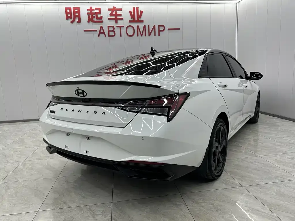 Hyundai Elantra 2023 из CN, фото 7