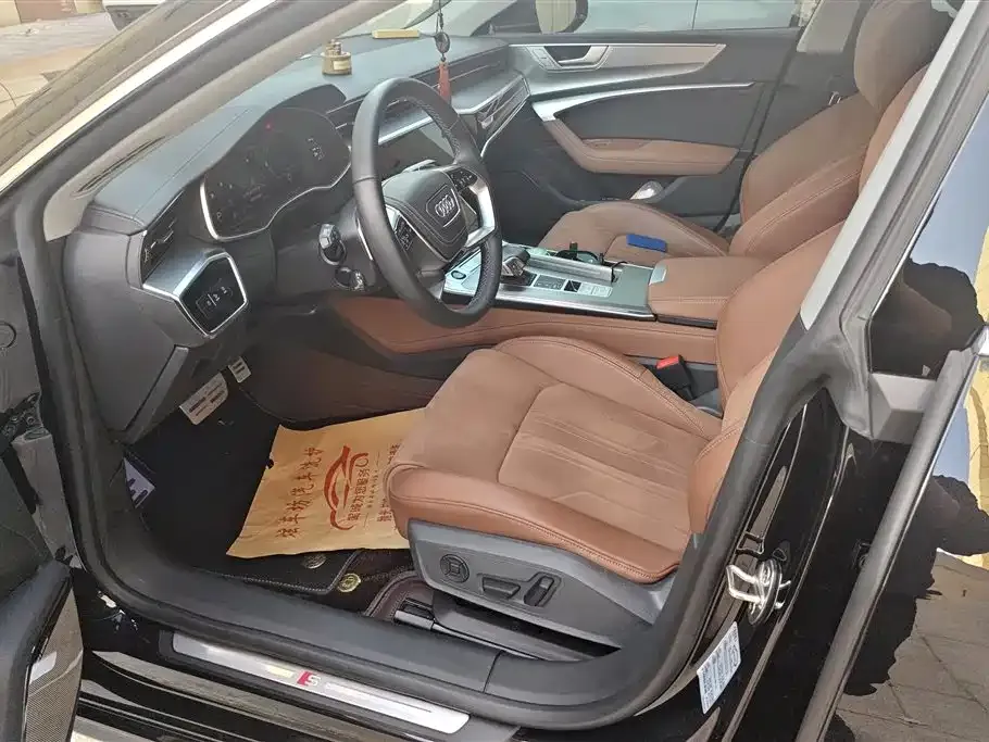 Audi A7L 2025 из CN, фото 2