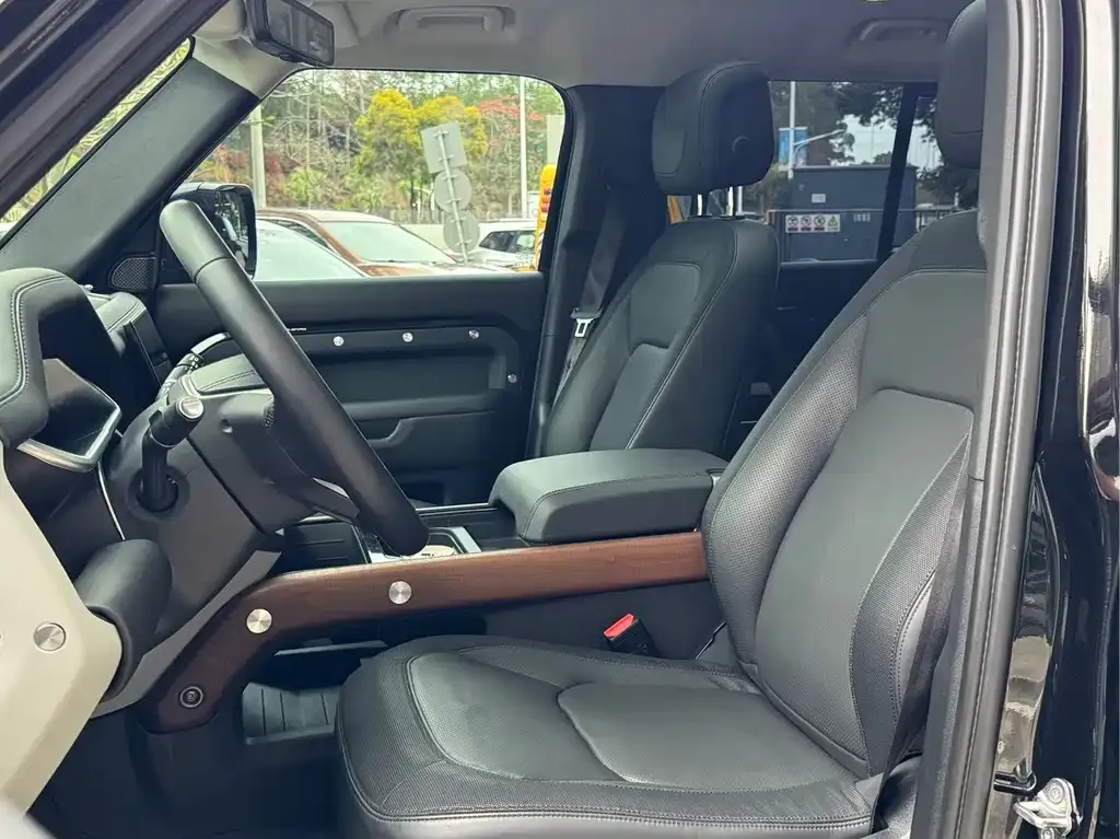 Land Rover Defender 2022 из CN, фото 7
