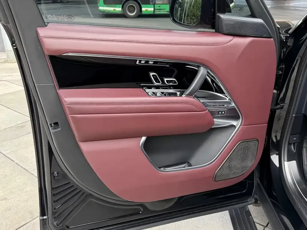 Land Rover Range Rover 2023 из CN, фото 4