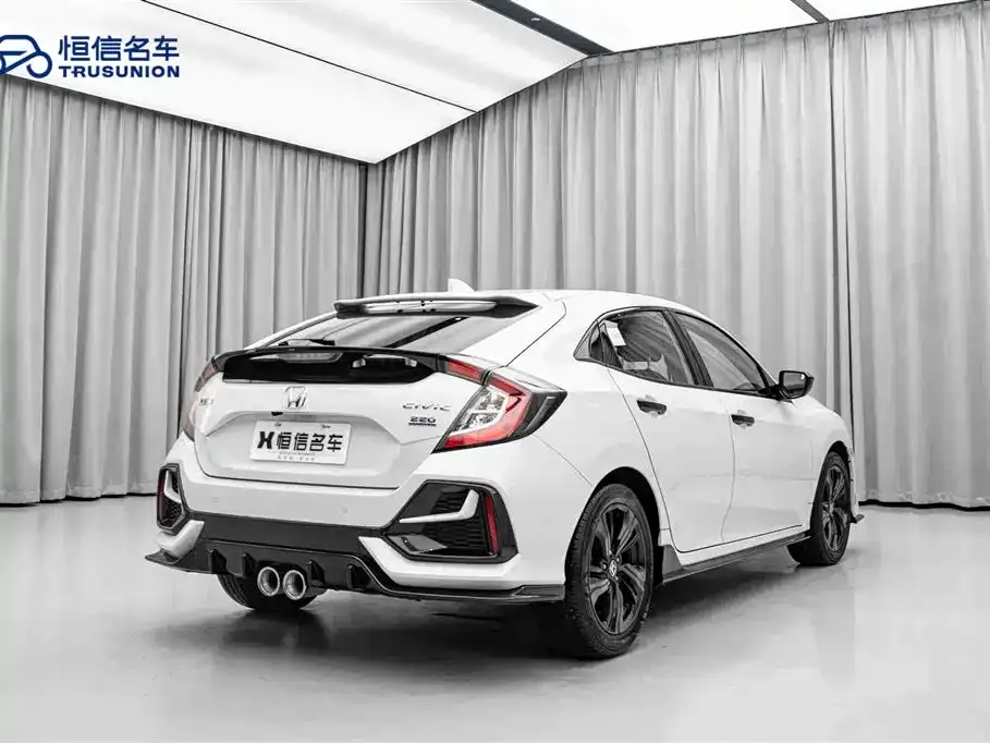 Honda Civic — фото 10