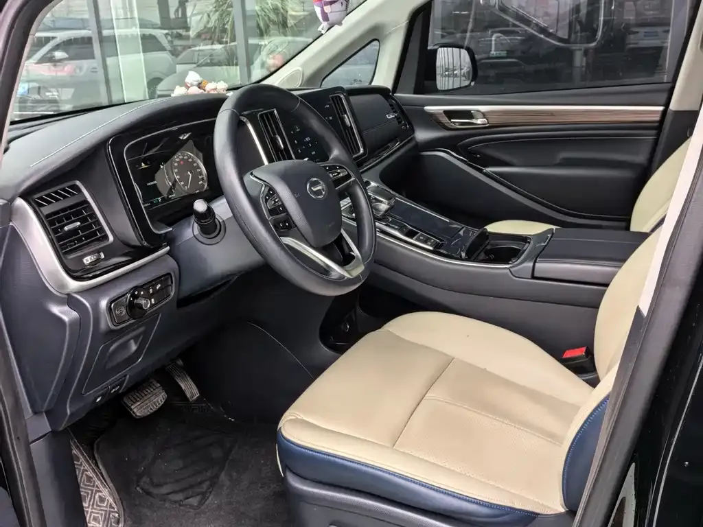 GAC Motor Trumpchi M8 — фото 6