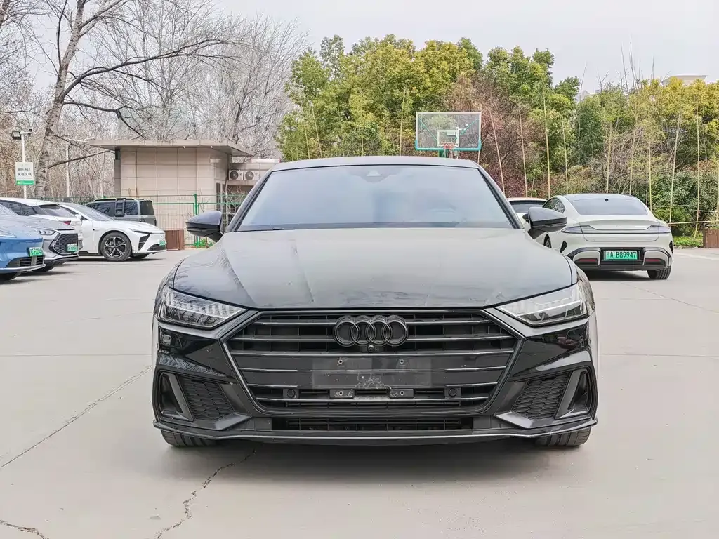 Audi A7 2022 из CN, фото 7
