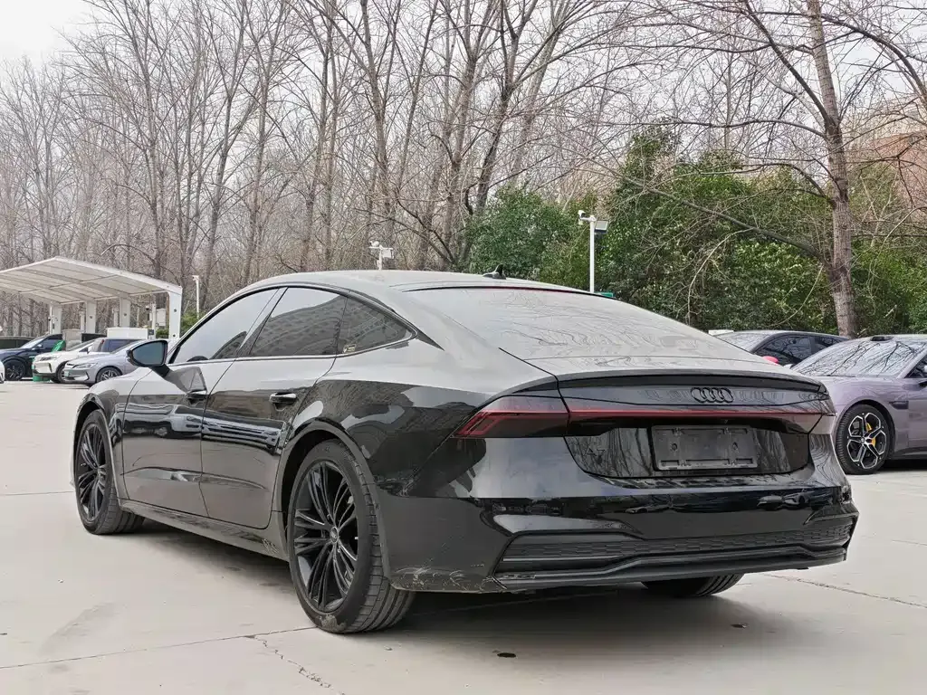 Audi A7 2022 из CN, фото 10