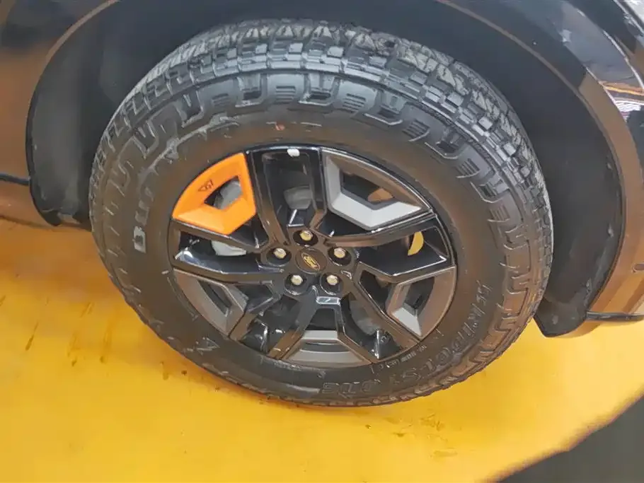 Ford Explorer 2023 из CN, фото 4