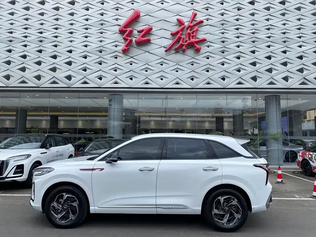 Hongqi HS3 — фото 4