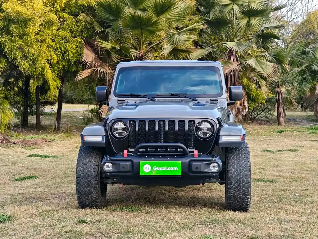 Jeep Gladiator 2023 из CN, фото 10